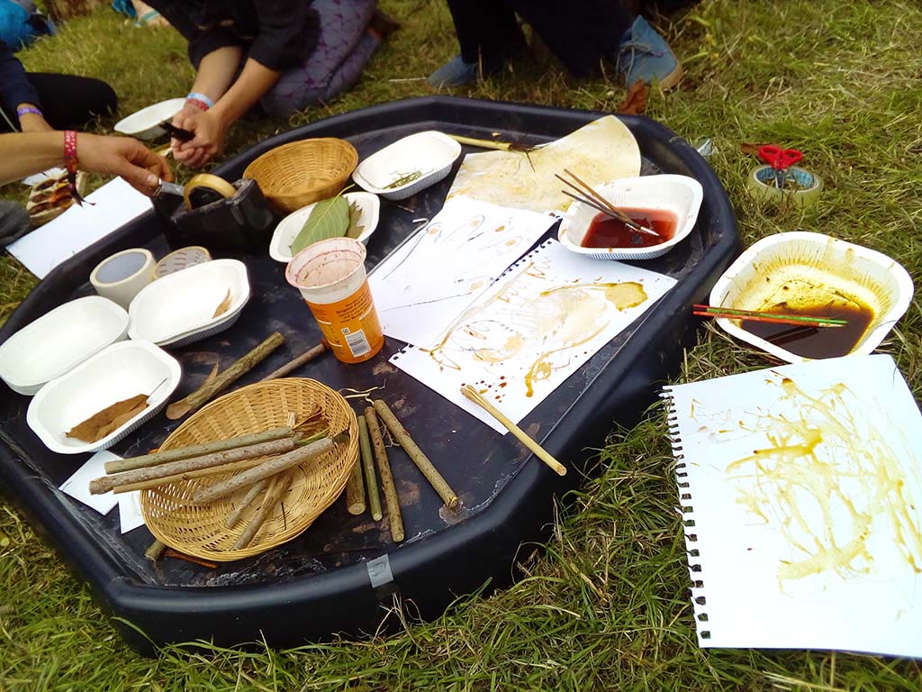 Making Handmade Paintbrushes from Natural Foraged Materials
